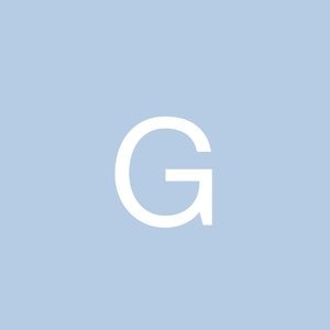 Meet your Posher, Gaby